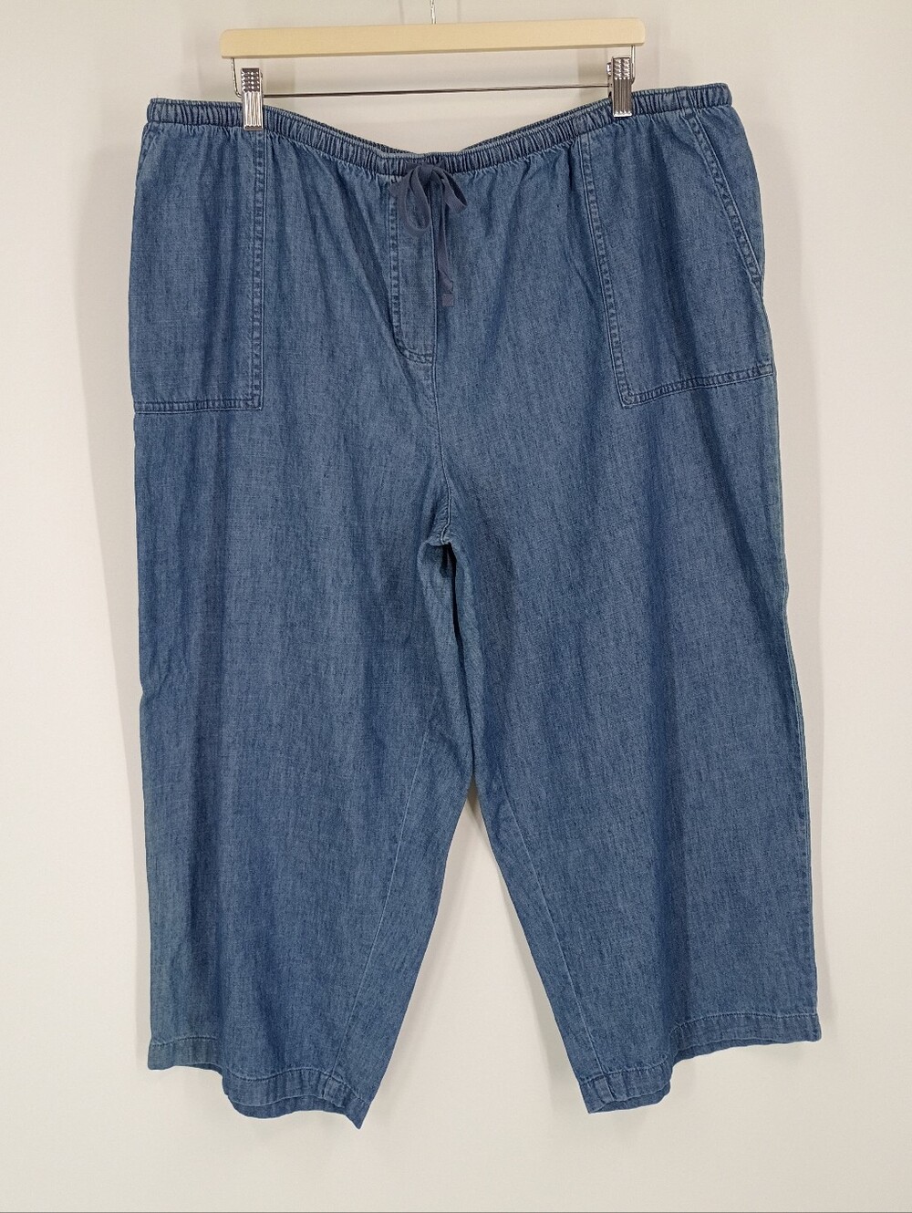 LL Bean Classic Fit Denim Cropped Pants